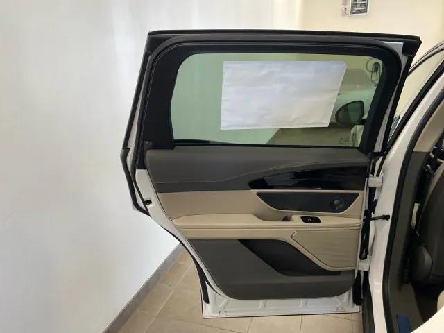 new 2025 Lincoln Nautilus car, priced at $69,025