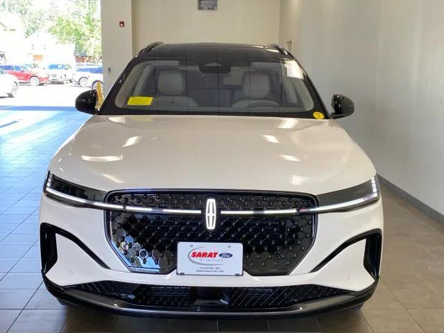 new 2025 Lincoln Nautilus car, priced at $69,025