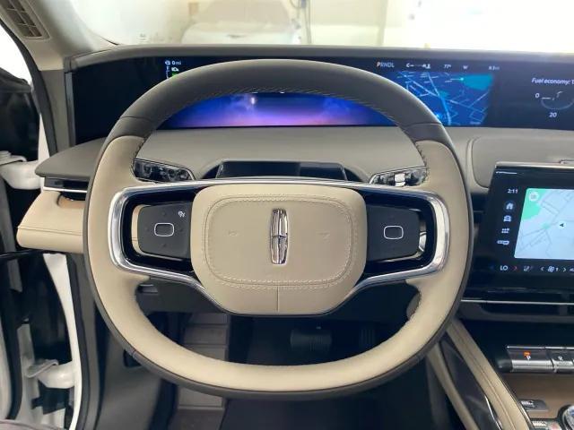 new 2025 Lincoln Nautilus car, priced at $69,025