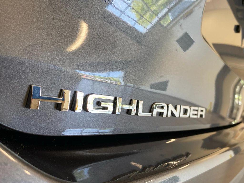 used 2023 Toyota Highlander car, priced at $39,990