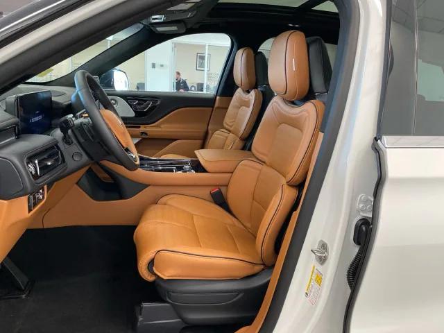 new 2025 Lincoln Aviator car
