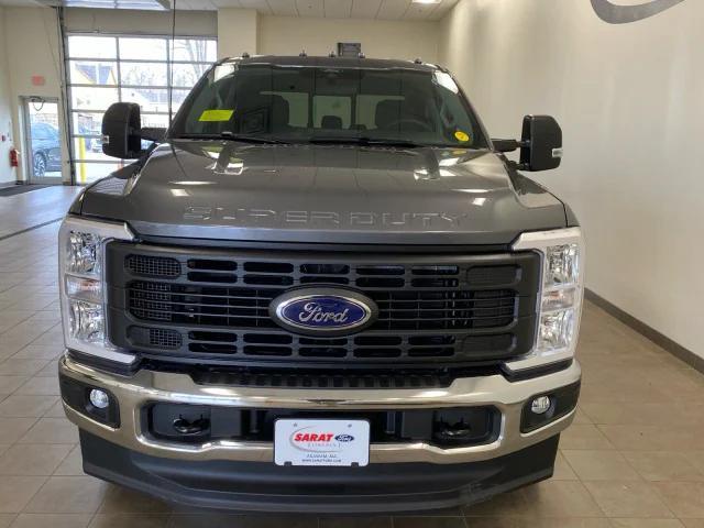 new 2025 Ford F-350 car, priced at $71,700