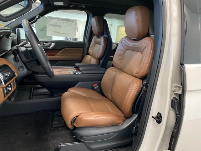 new 2024 Lincoln Navigator car, priced at $104,540