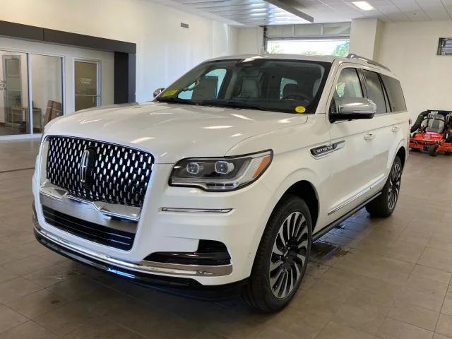 new 2024 Lincoln Navigator car, priced at $114,040