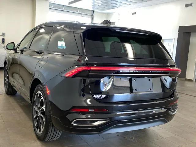 new 2025 Lincoln Nautilus car, priced at $65,100
