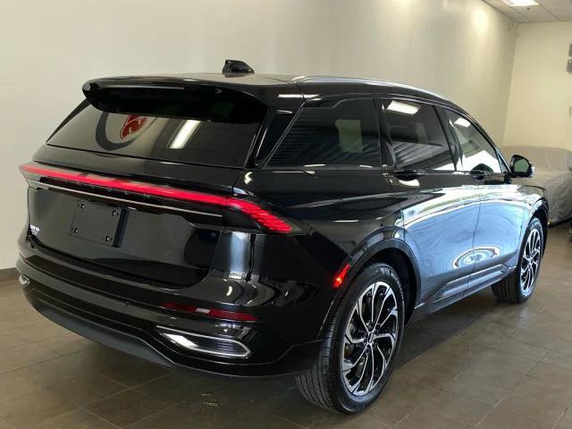 new 2025 Lincoln Nautilus car, priced at $65,100