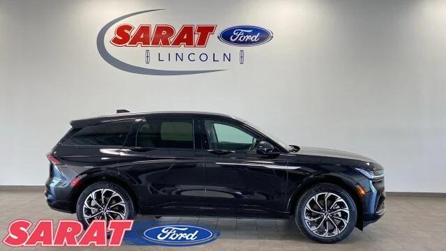 new 2025 Lincoln Nautilus car