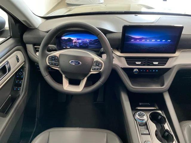 new 2025 Ford Explorer car, priced at $49,060