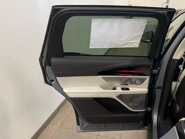 new 2025 Lincoln Nautilus car