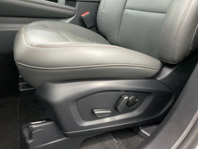 new 2025 Ford Explorer car, priced at $49,855