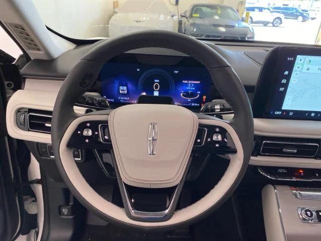 new 2025 Lincoln Aviator car, priced at $81,820