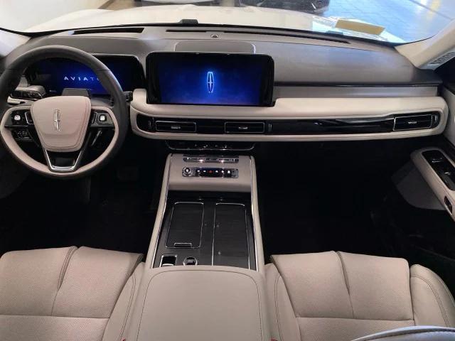 new 2025 Lincoln Aviator car, priced at $81,820