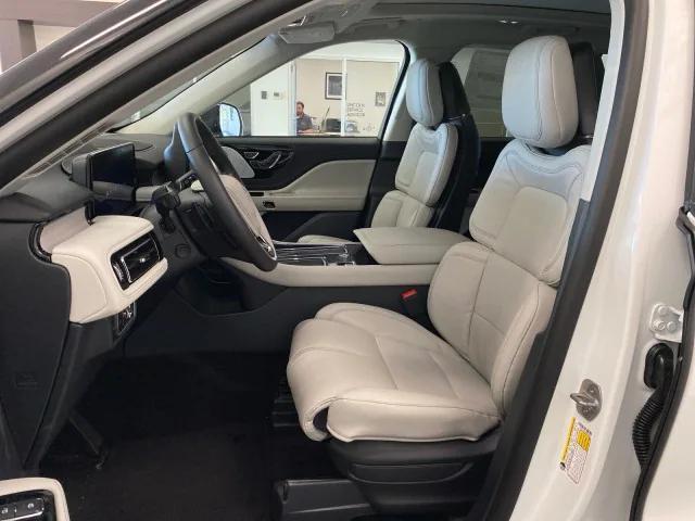new 2025 Lincoln Aviator car, priced at $81,820