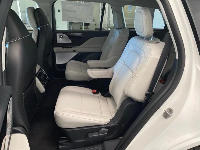new 2025 Lincoln Aviator car, priced at $81,820