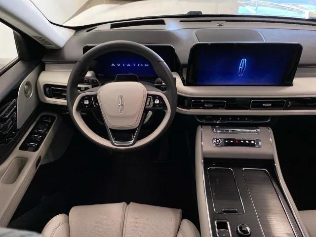 new 2025 Lincoln Aviator car, priced at $81,820