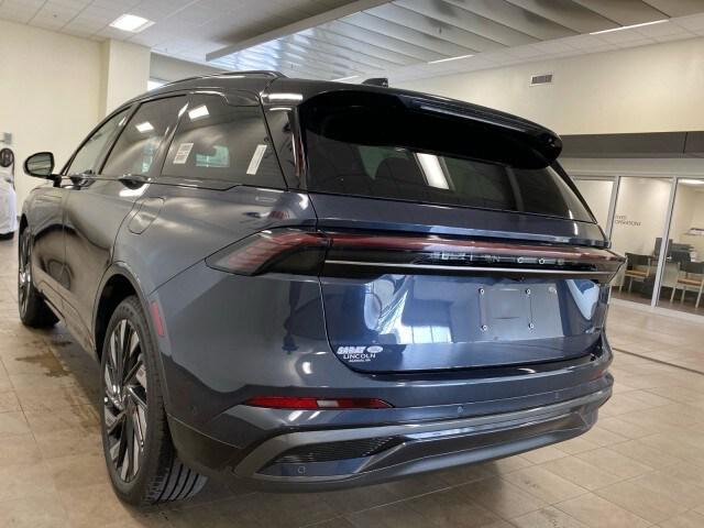 new 2024 Lincoln Nautilus car, priced at $60,195