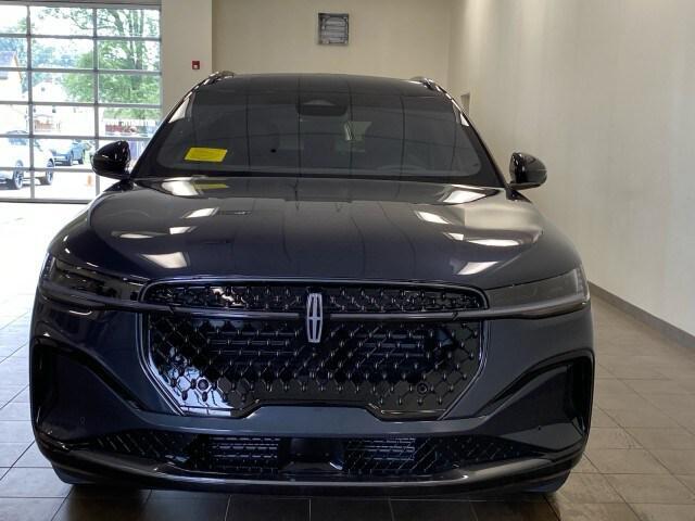 new 2024 Lincoln Nautilus car, priced at $60,195