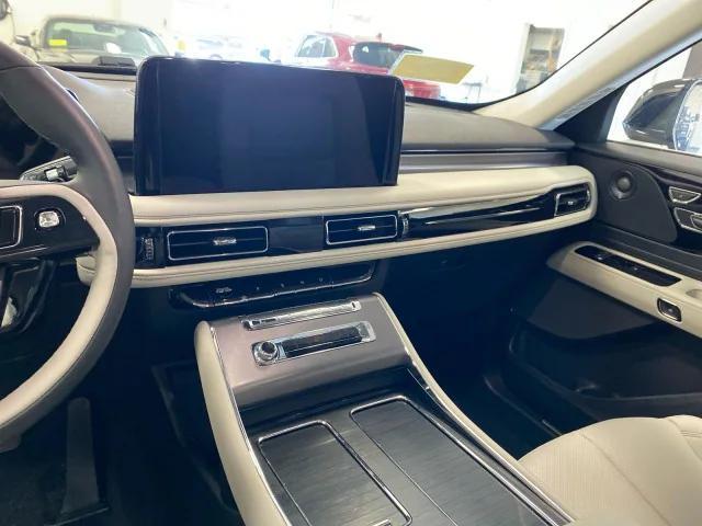 new 2025 Lincoln Aviator car, priced at $67,385