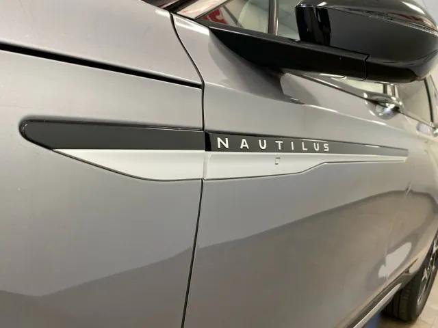 new 2024 Lincoln Nautilus car, priced at $59,535