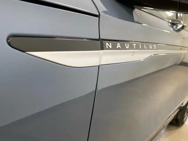 new 2025 Lincoln Nautilus car, priced at $63,455