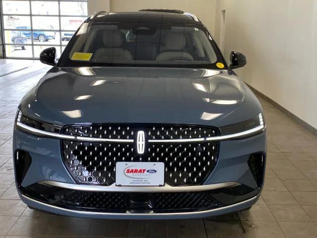 new 2025 Lincoln Nautilus car, priced at $63,455