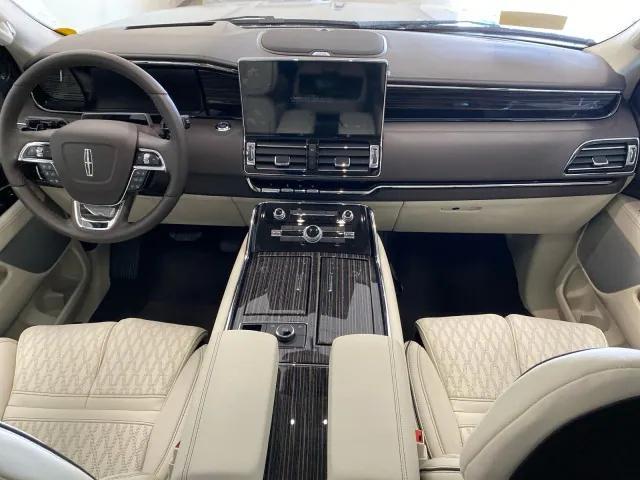 new 2024 Lincoln Navigator car, priced at $115,915