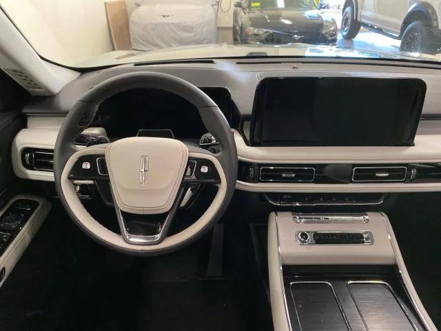 new 2025 Lincoln Aviator car, priced at $74,625