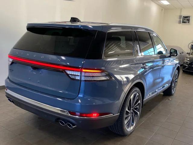 new 2025 Lincoln Aviator car, priced at $74,625