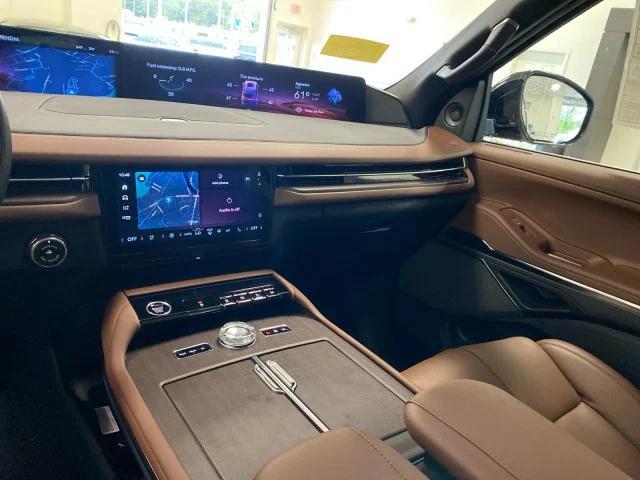 new 2025 Lincoln Navigator car, priced at $106,275