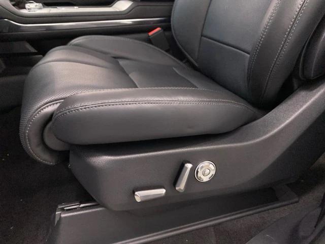 new 2025 Lincoln Navigator car, priced at $106,520