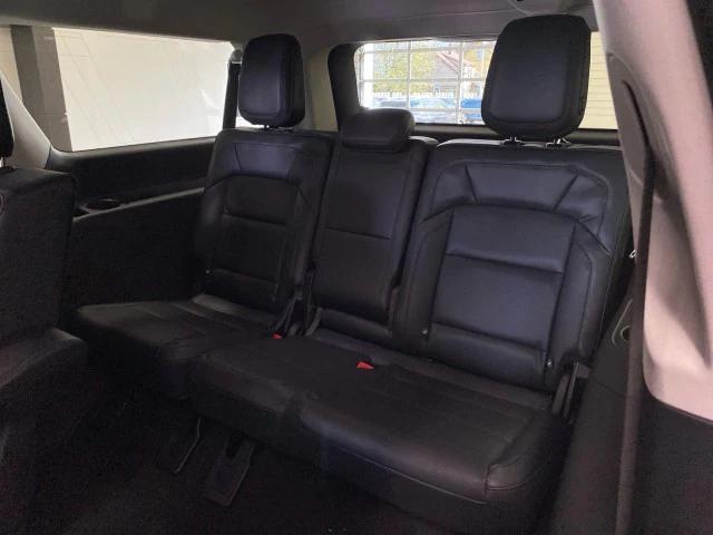 new 2025 Lincoln Navigator car, priced at $106,520