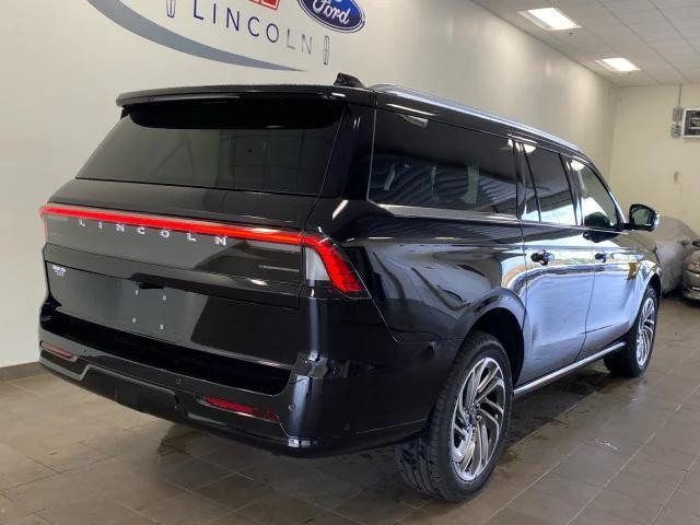 new 2025 Lincoln Navigator car, priced at $106,520