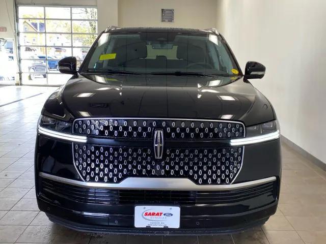 new 2025 Lincoln Navigator car, priced at $106,520