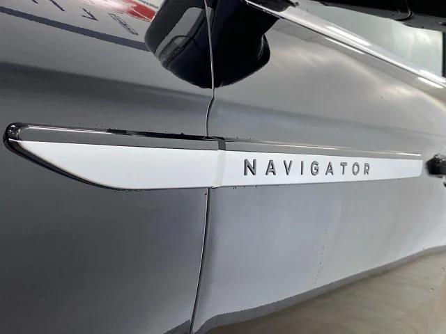 new 2025 Lincoln Navigator car, priced at $106,520