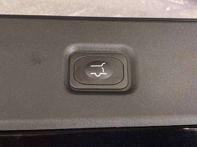 new 2025 Lincoln Navigator car, priced at $106,520