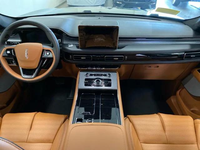 new 2024 Lincoln Aviator car, priced at $80,620