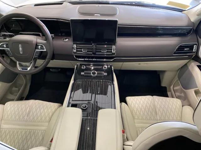 used 2024 Lincoln Navigator car, priced at $89,990