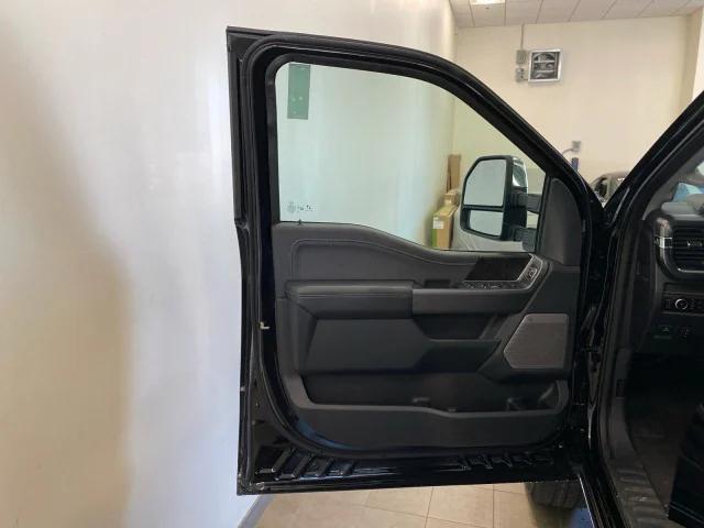 new 2025 Ford F-350 car, priced at $92,065