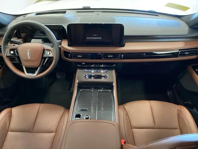 new 2025 Lincoln Aviator car, priced at $75,125