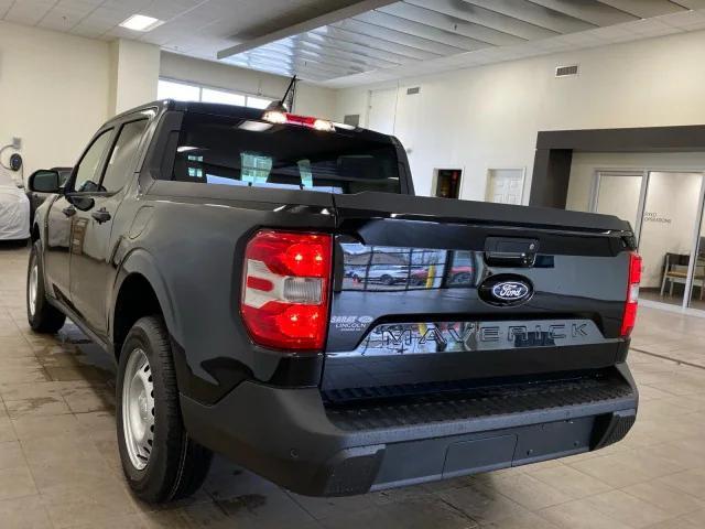 new 2025 Ford Maverick car, priced at $28,532