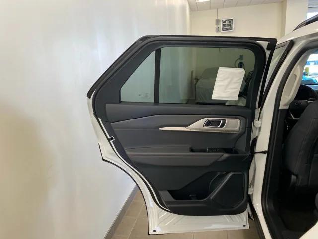 new 2025 Ford Explorer car, priced at $44,940