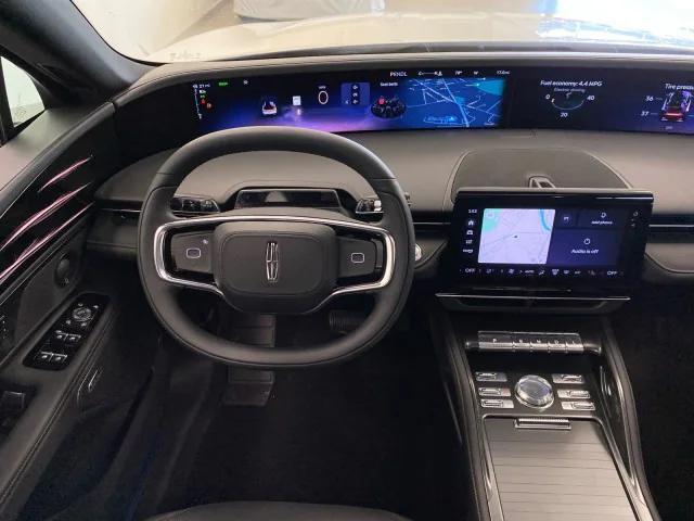 new 2025 Lincoln Nautilus car, priced at $67,070
