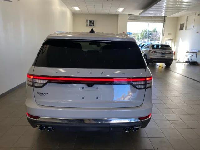 new 2025 Lincoln Aviator car, priced at $81,950