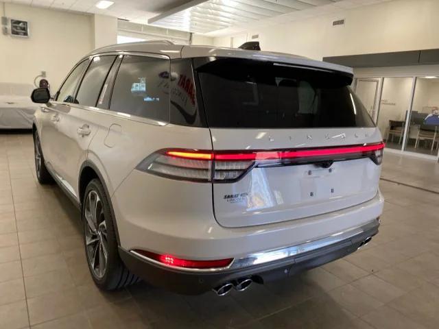 new 2025 Lincoln Aviator car, priced at $81,950