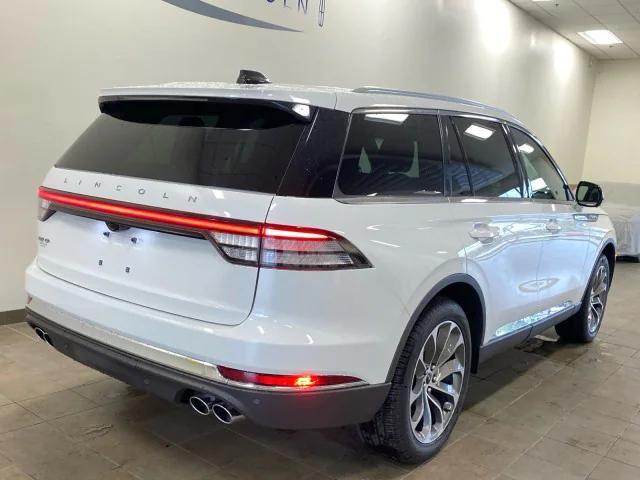 new 2025 Lincoln Aviator car, priced at $71,465