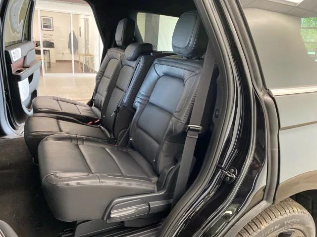 new 2024 Lincoln Navigator car, priced at $106,035