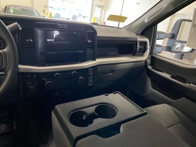 new 2025 Ford F-250 car, priced at $68,585