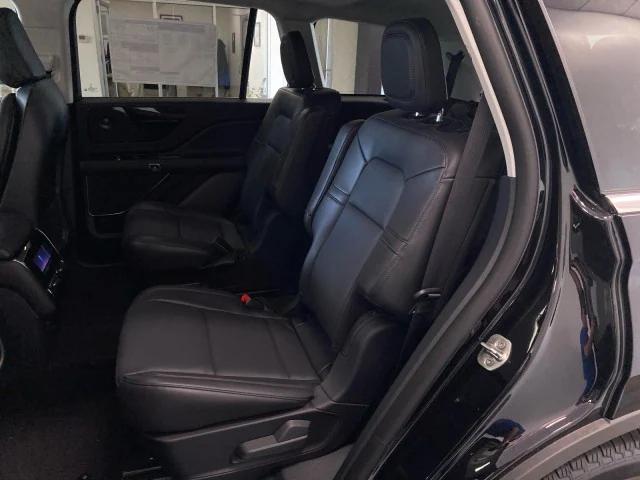 new 2025 Lincoln Aviator car