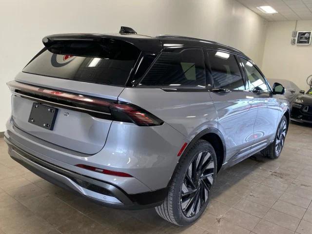 new 2025 Lincoln Nautilus car