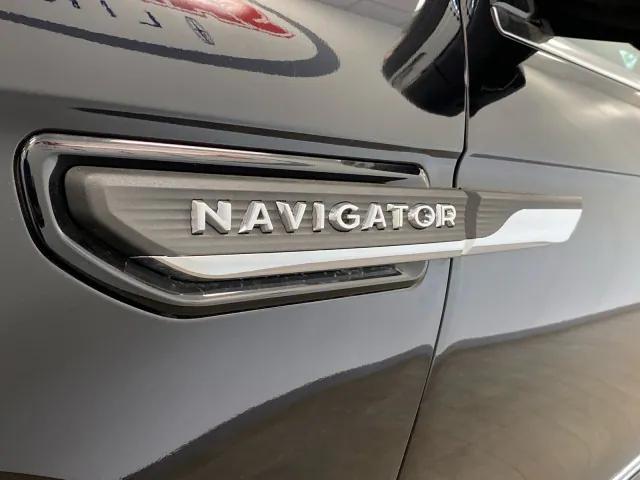 new 2024 Lincoln Navigator car, priced at $105,620